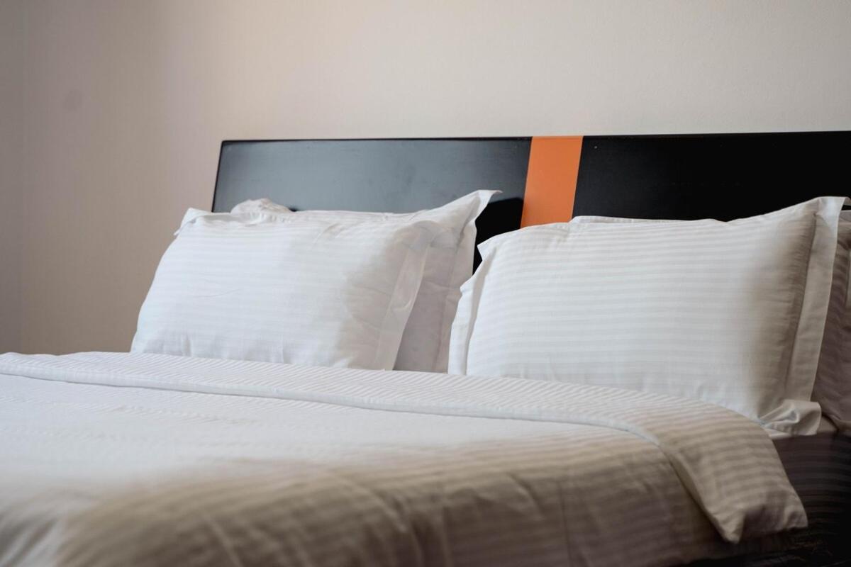 Apartament Whole Floor In Upscale Neighborhood Tirana